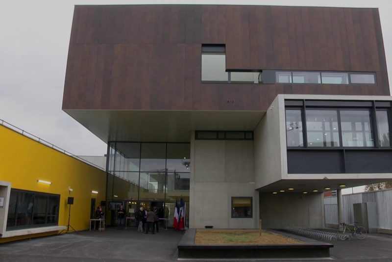 Inauguration du nouveau collège Didier Daurat au Bourget – Sarmates